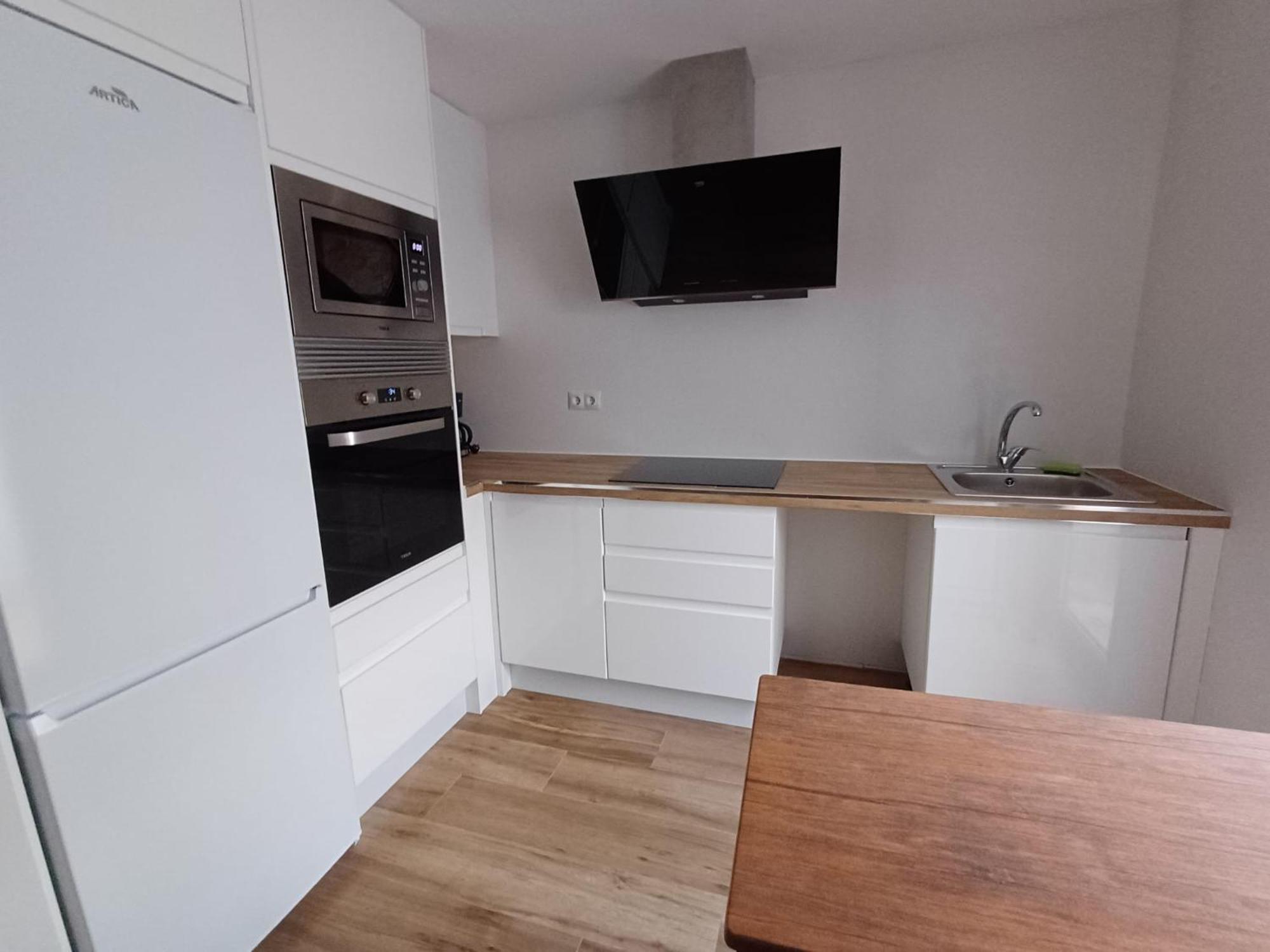 Apartamento En Toledo De Dos Habitaciones Luaran gambar